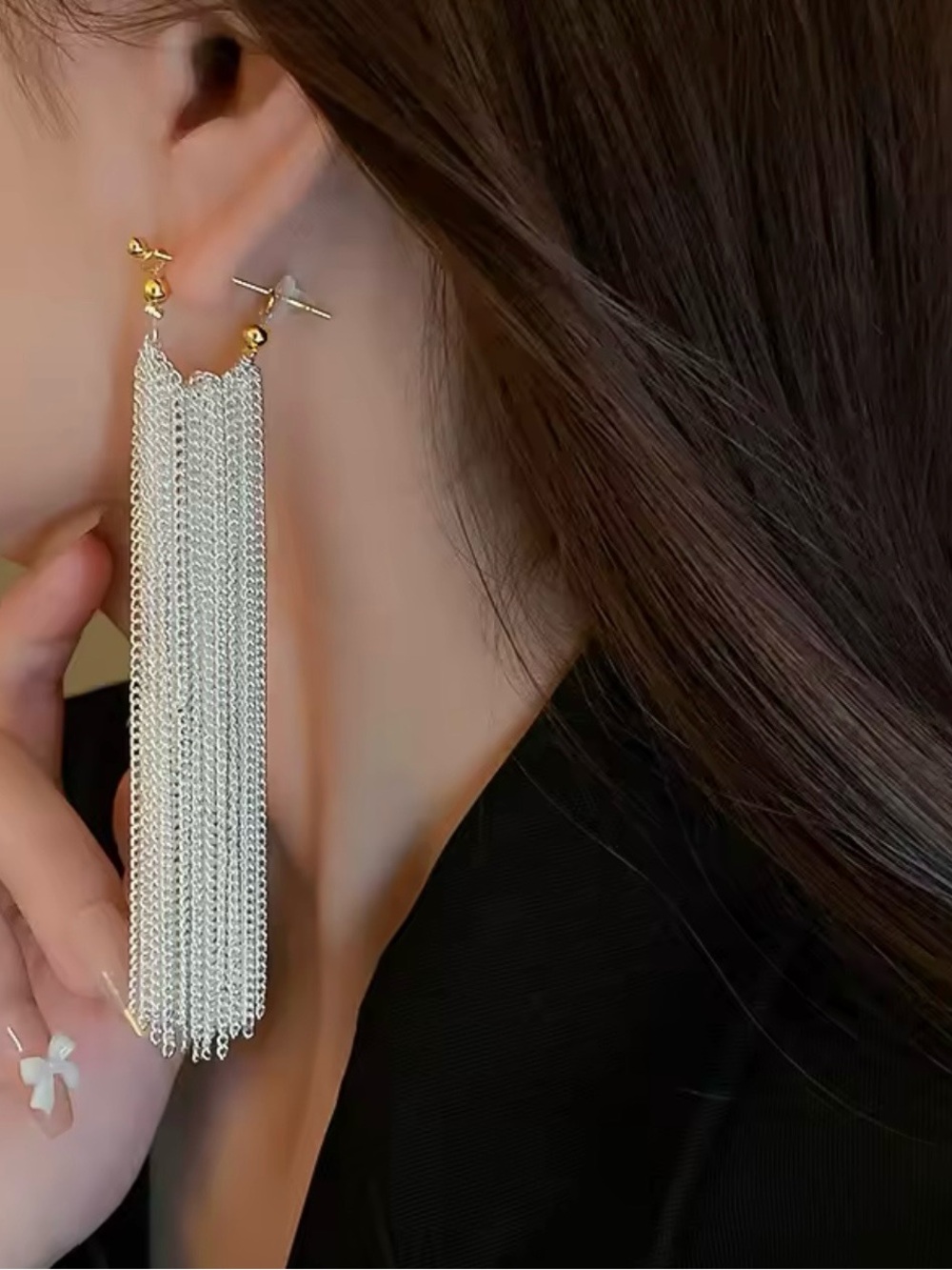 Jessica Simpson earrings watery flowy tassels